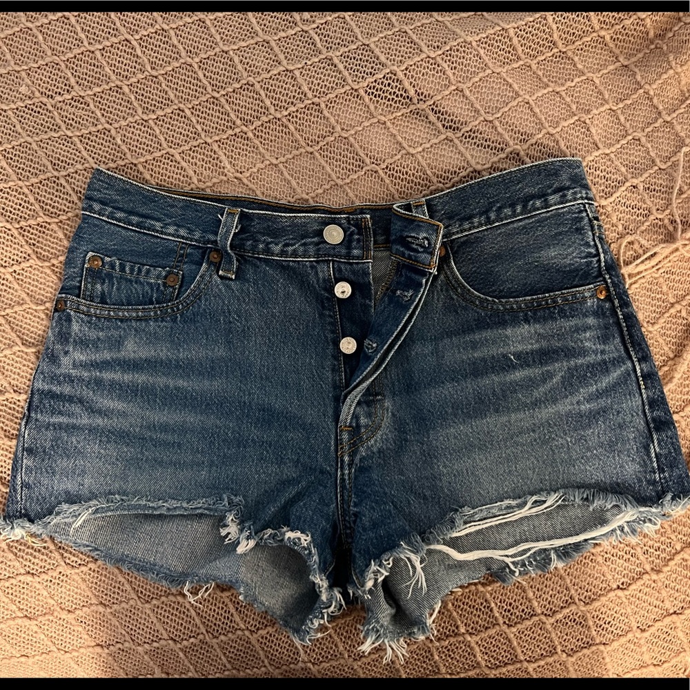 Levi’s original 501 Jean shorts with button fly(womens) (distressed)mid-rise